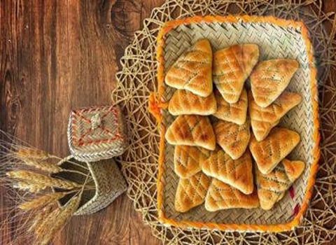 تصویر 1 از خرید کلوچه سنتی خرمایی + قیمت فروش استثنایی